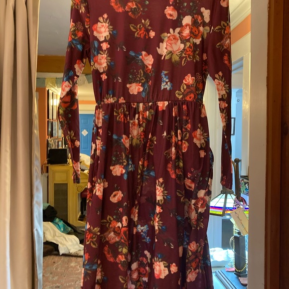 Dress - Picture 3 of 3